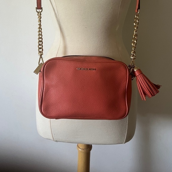 Mint condition MICHAEL MICHAEL KORS Women's Ginny Medium Camera Bag - Rose pink - Picture 2 of 6